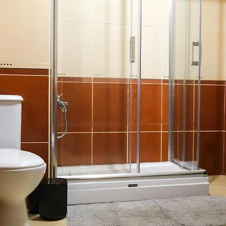 Apartament 2br House Next To Metro