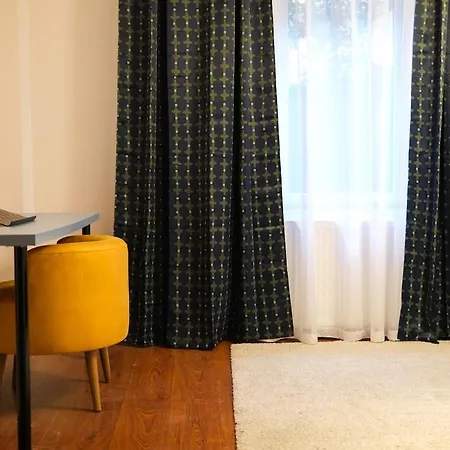 Apartment 2br House Next To Metro *