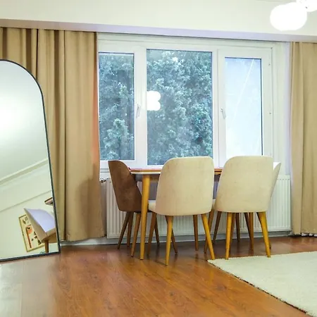 2br House Next To Metro * イスタンブール